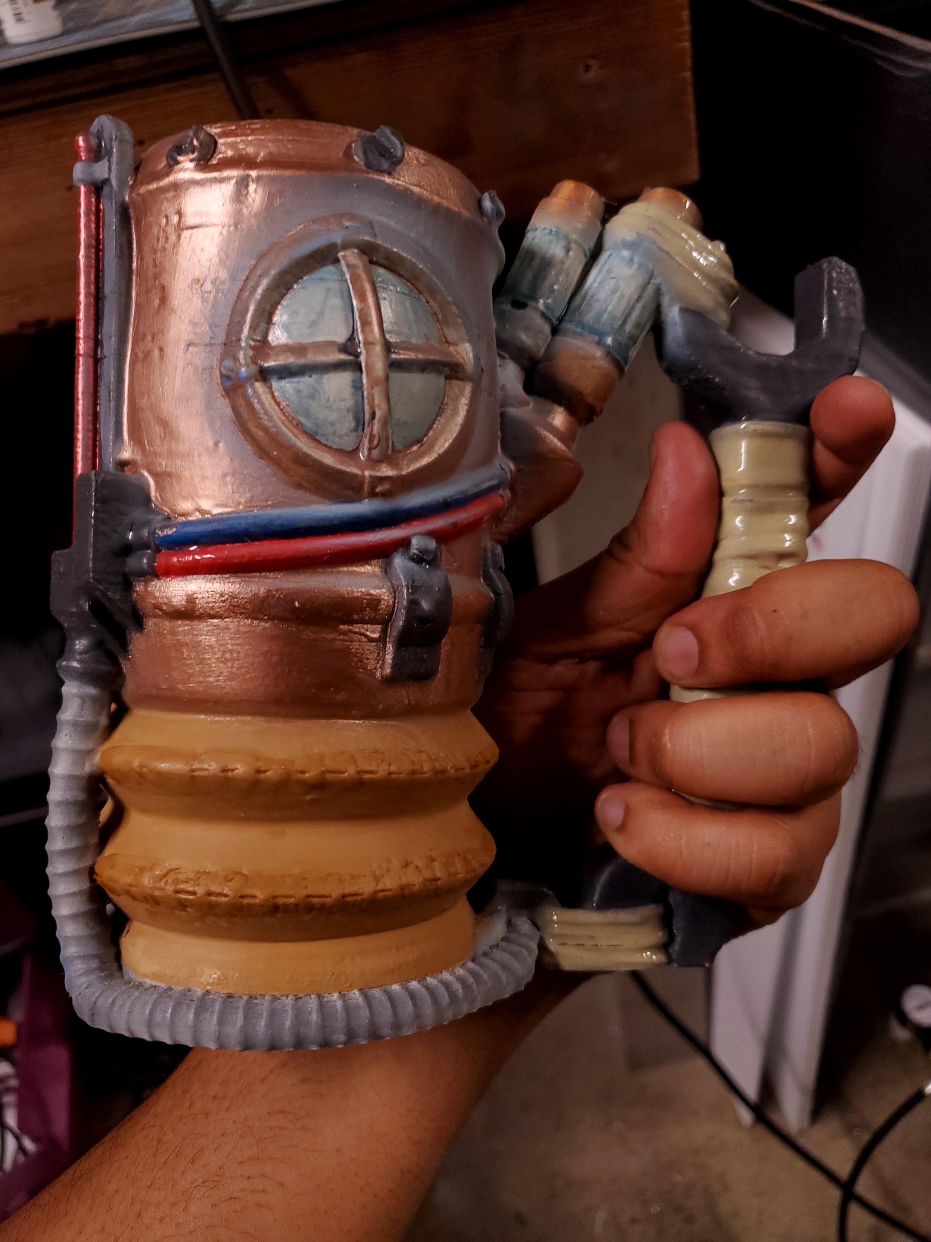 Dragon crest mug — final finish